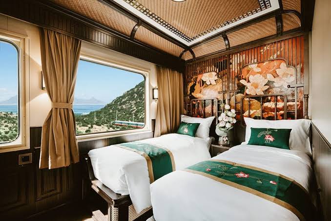 SJourney Train Vietnam